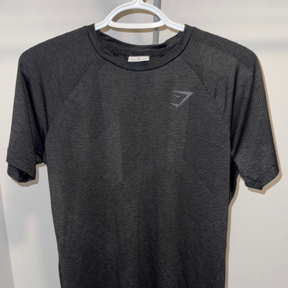 Gymshark Black Short Sleeve Tee for Active Comfort